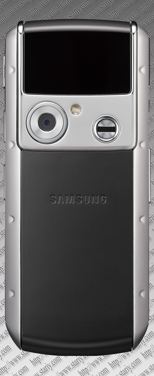 Samsung Ego. Мобильный телефон с корпусом liguid metal.